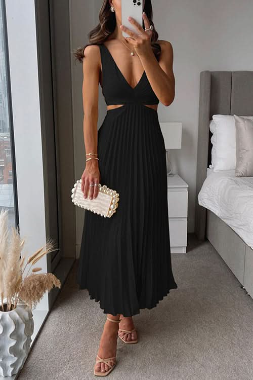 Aurora Valencia | Radiant Twist Dress
