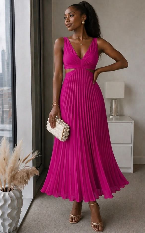 Aurora Valencia | Radiant Twist Dress