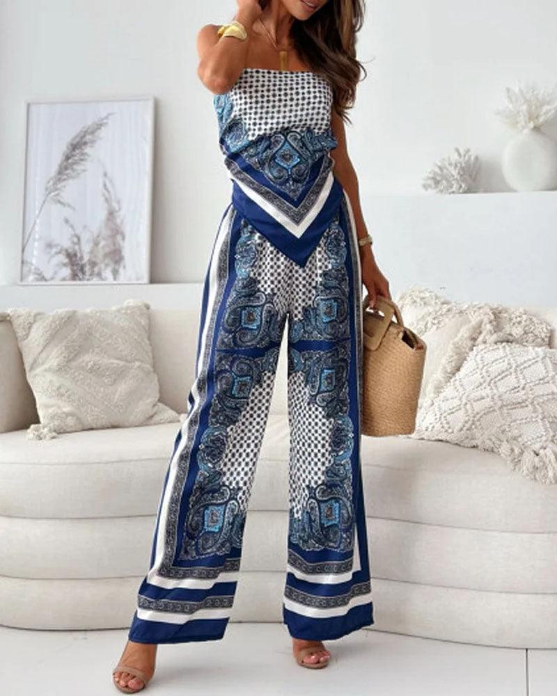 Aurora Valencia  | Set Dress
