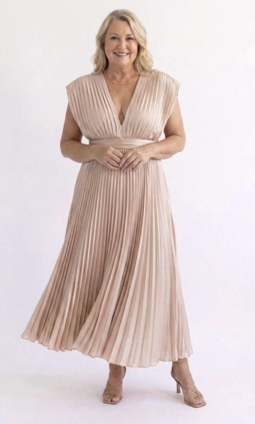 Aurora Valencia | Timeless Pleated Midi Dress