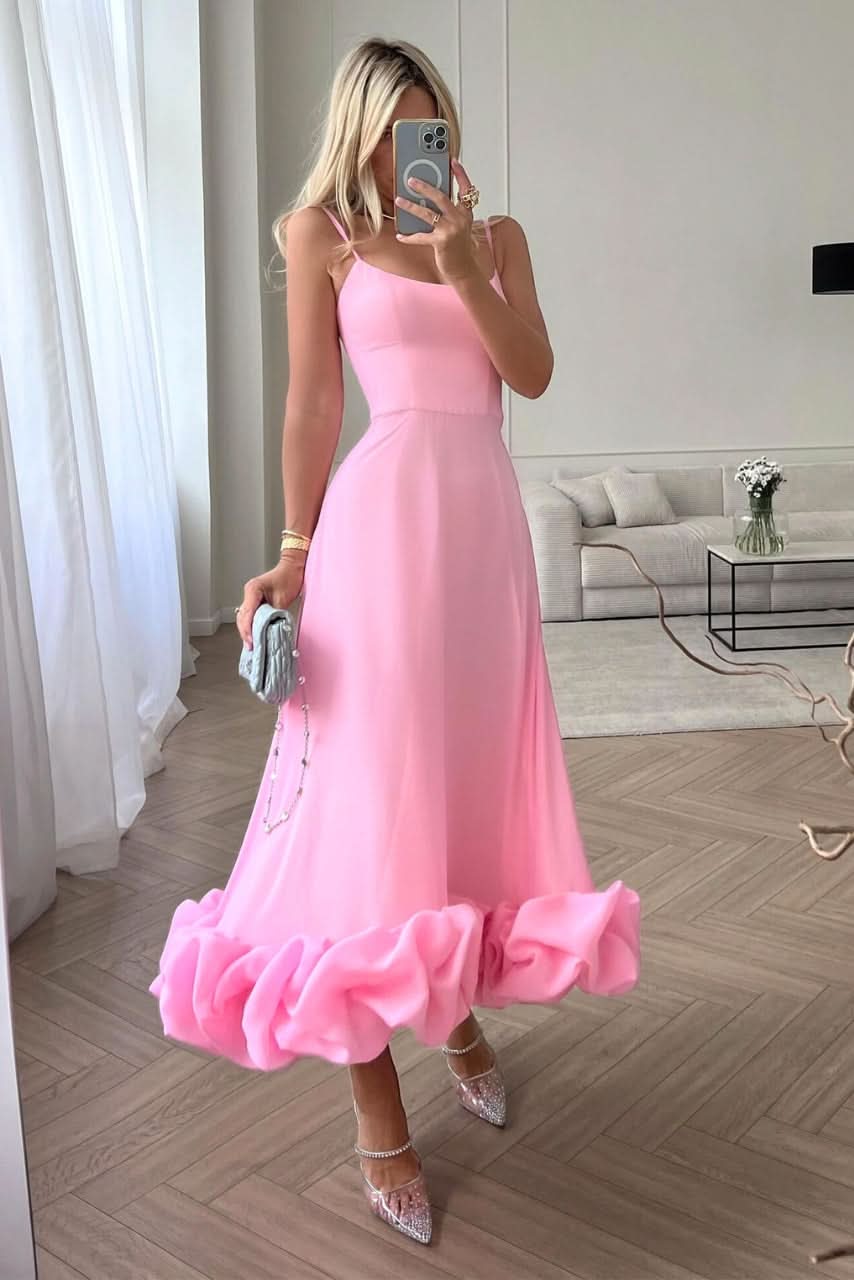Aurora Valencia | Elegant Flowing Dress