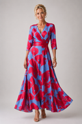 Aurora Valencia | Comfortable dress for every day with V-neck